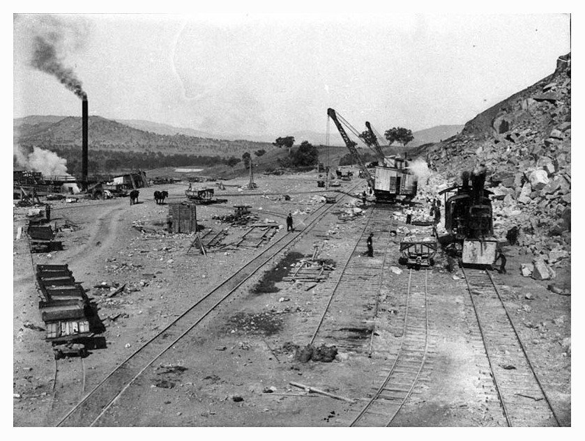 1924 Hume Weir steam navvie at quarry
