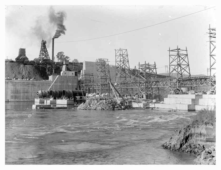 1926 Hume Weir spillway construction 02