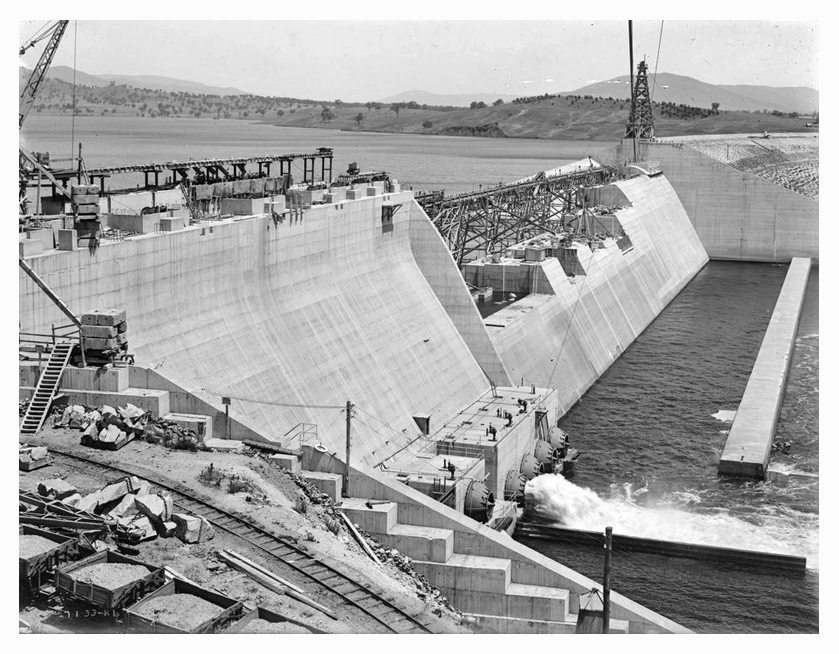 1933 Hume Weir spillway construction
