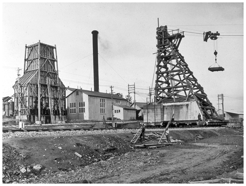 1923 Work area and flying fox