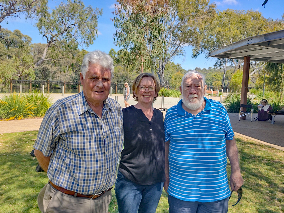 Hovell Tree signage unveiled05